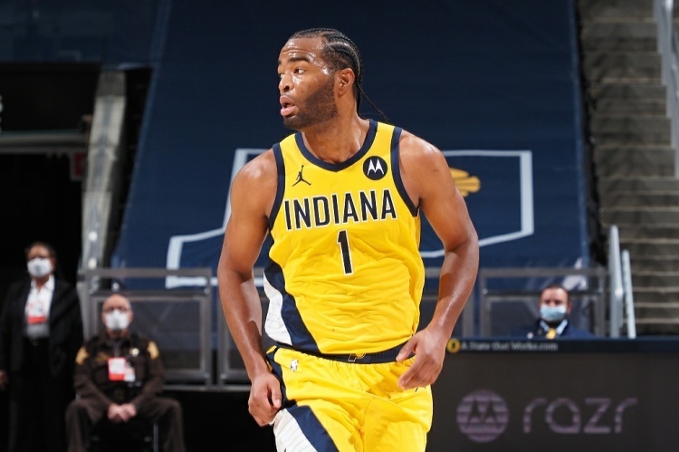 己的判断没 己的判断没