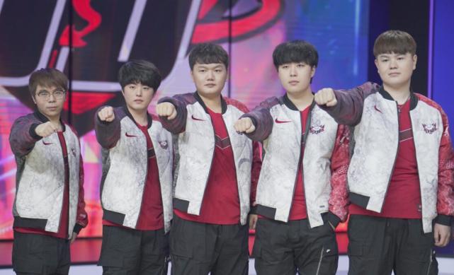 通过在赛场 通过在赛场