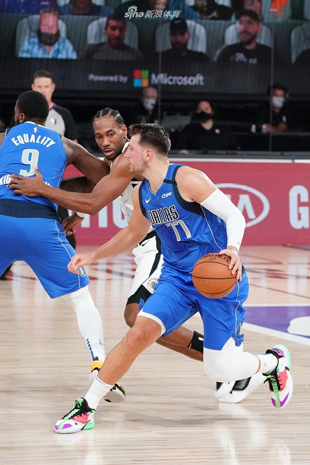 越来越受到 越来越受到